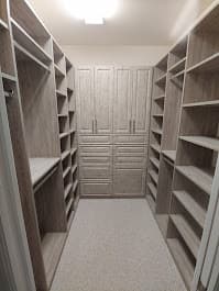Walk-In Closet Design